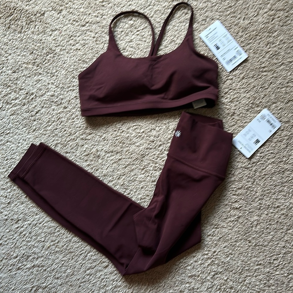 NWT-Athleta Garnet Transcend High Rise 7/8 Tight and scoop bra, Small